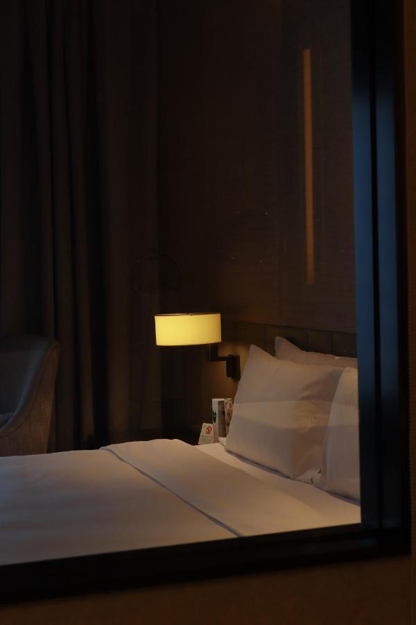 Ascott Raffles City Чэнду Экстерьер фото
