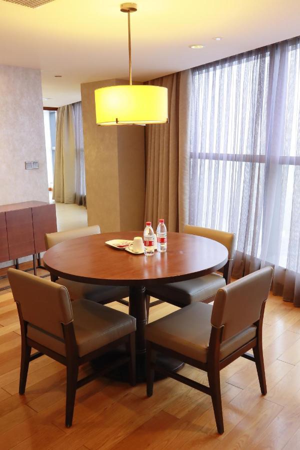 Ascott Raffles City Чэнду Экстерьер фото