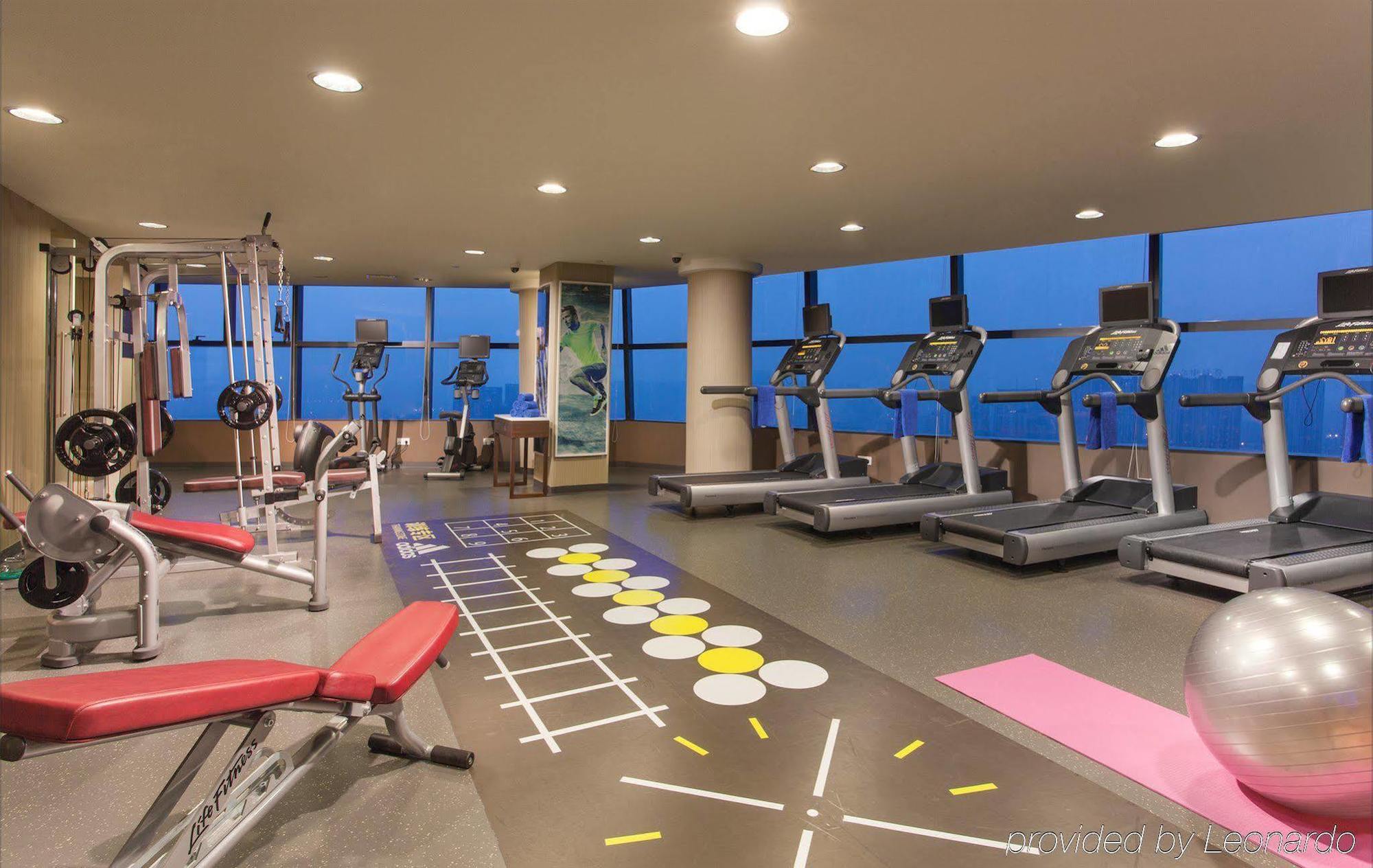 Ascott Raffles City Чэнду Экстерьер фото