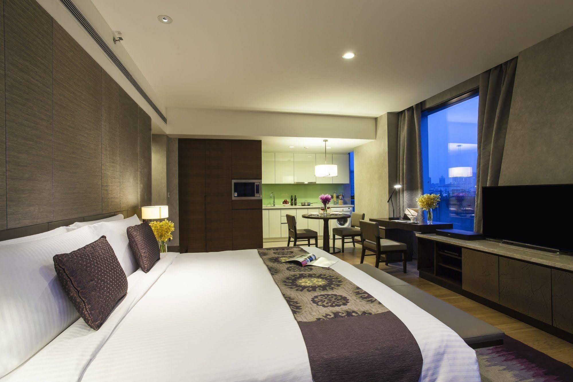 Ascott Raffles City Чэнду Экстерьер фото